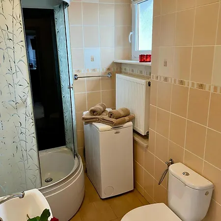 Zielone Kaszuby - Z Jacuzzi Apartamento Strzepcz