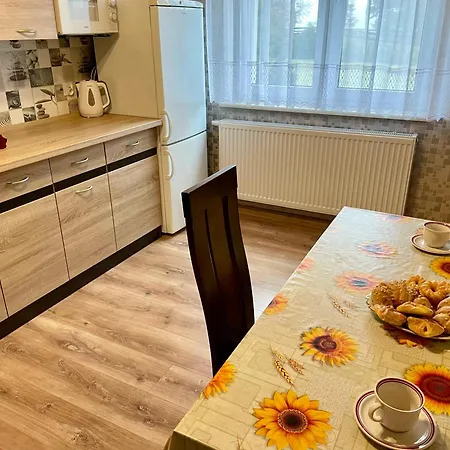 Zielone Kaszuby - Z Jacuzzi Apartamento Strzepcz