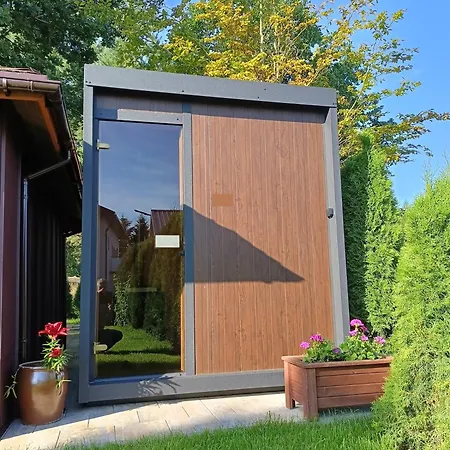 Lägenhet Piekny Zakatek Na Kaszubach - Z Jacuzzi I Sauna Strzepcz